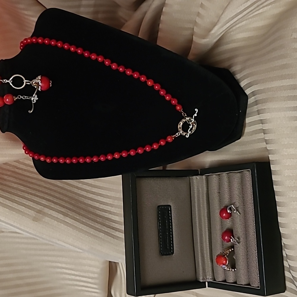 Red Coral Suite